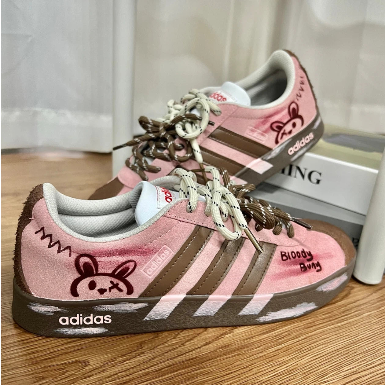 Adidas Graffiti Rabbit