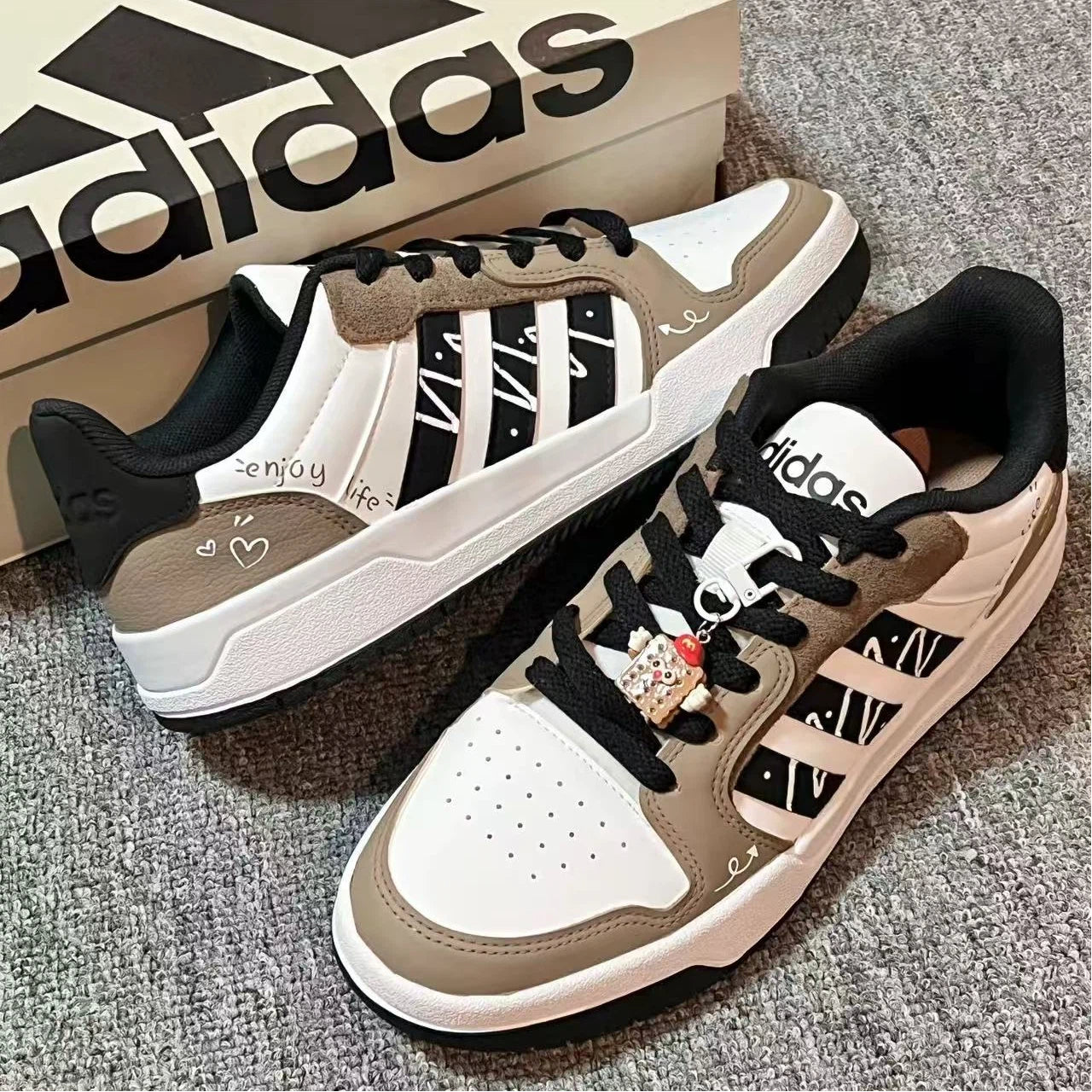 adidas neo Entrap in Caramel Cookie Colorway