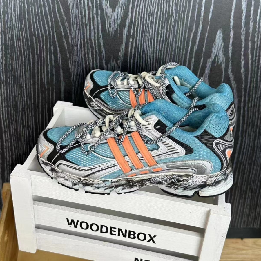 Adidas Mechanical Metropolis