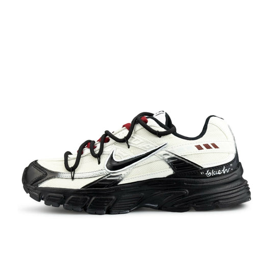 Nike Initiator Leading