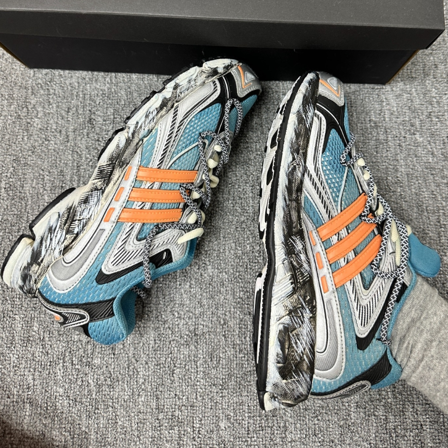 Adidas Mechanical Metropolis