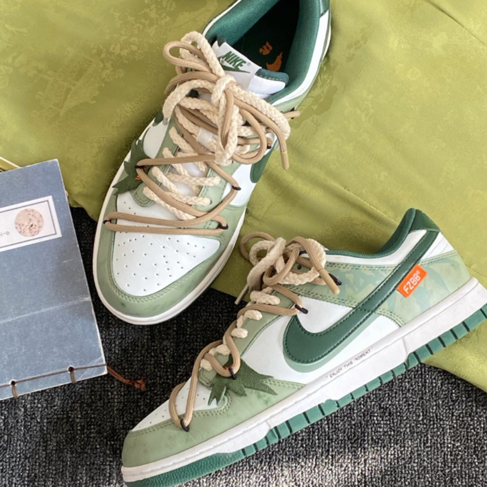 Nike Dunk Green Bamboo Forest
