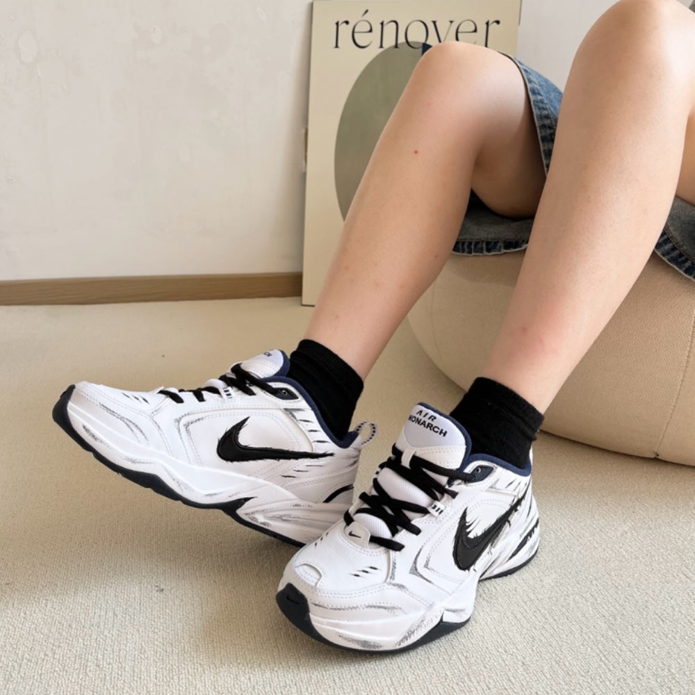 Nike Air Monarch 4 Black Lightning