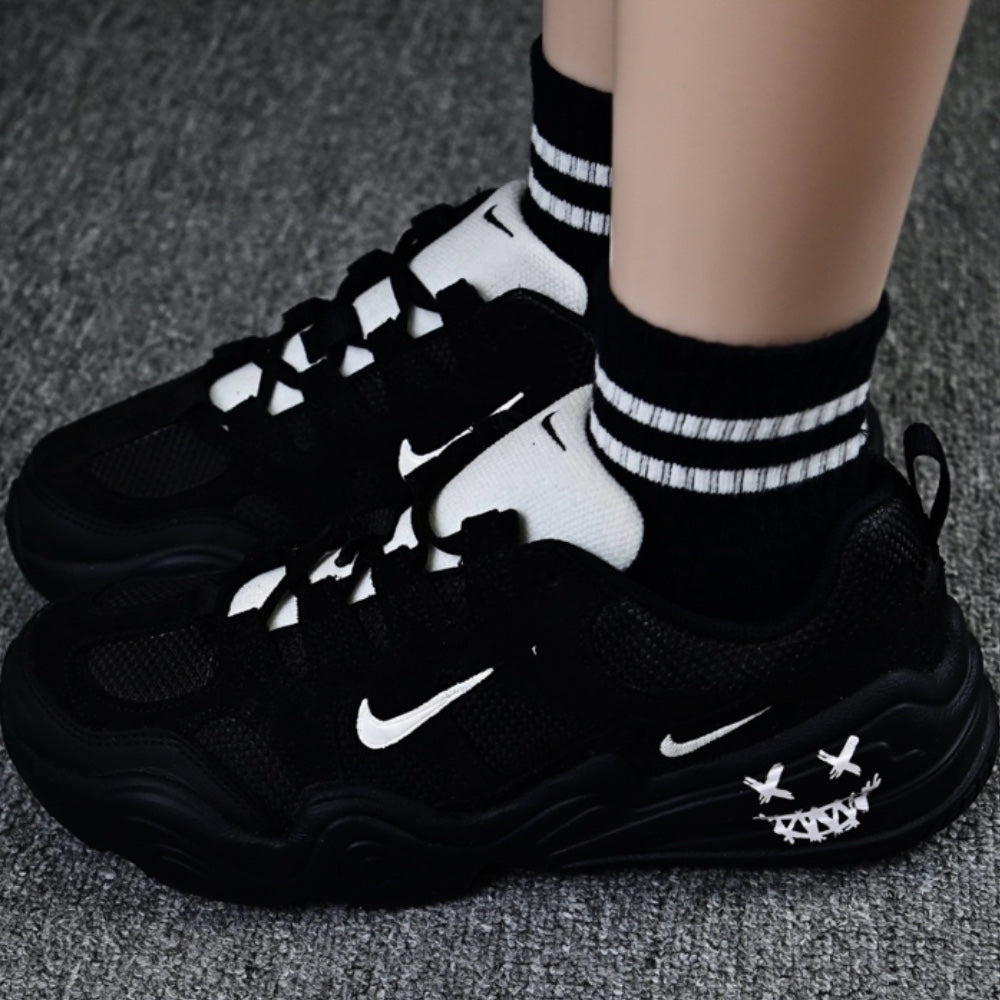 Nike Tech Hera Venom