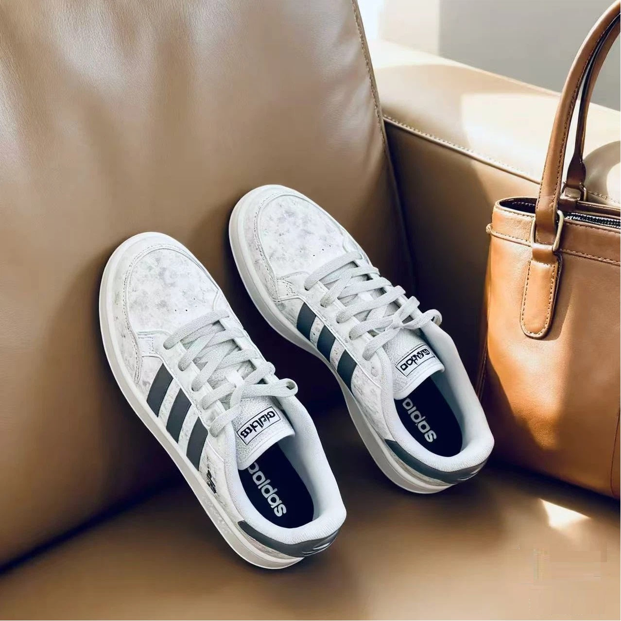 Ink-Dyed adidas neo Breaknet