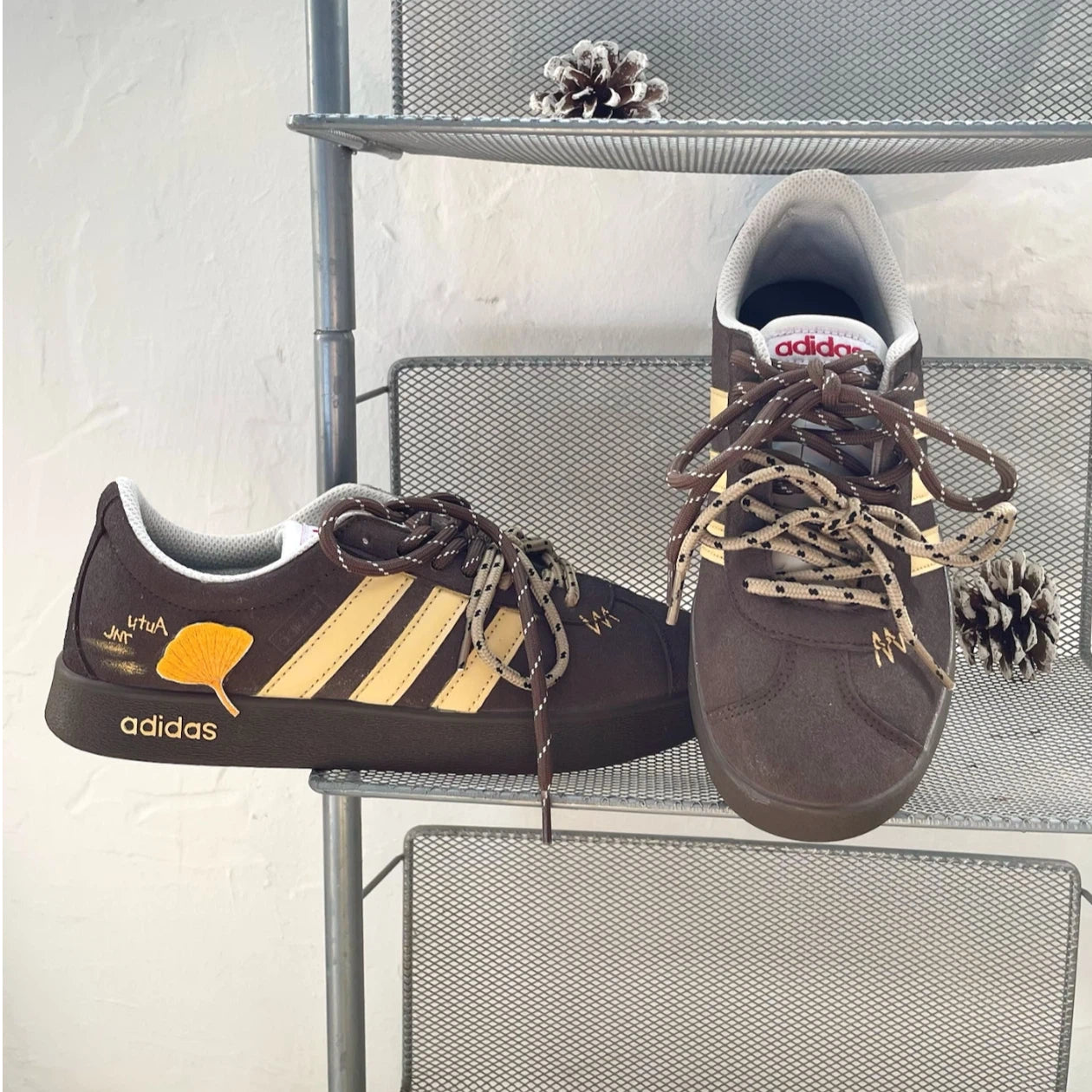 Adidas Autumn Ginkgo