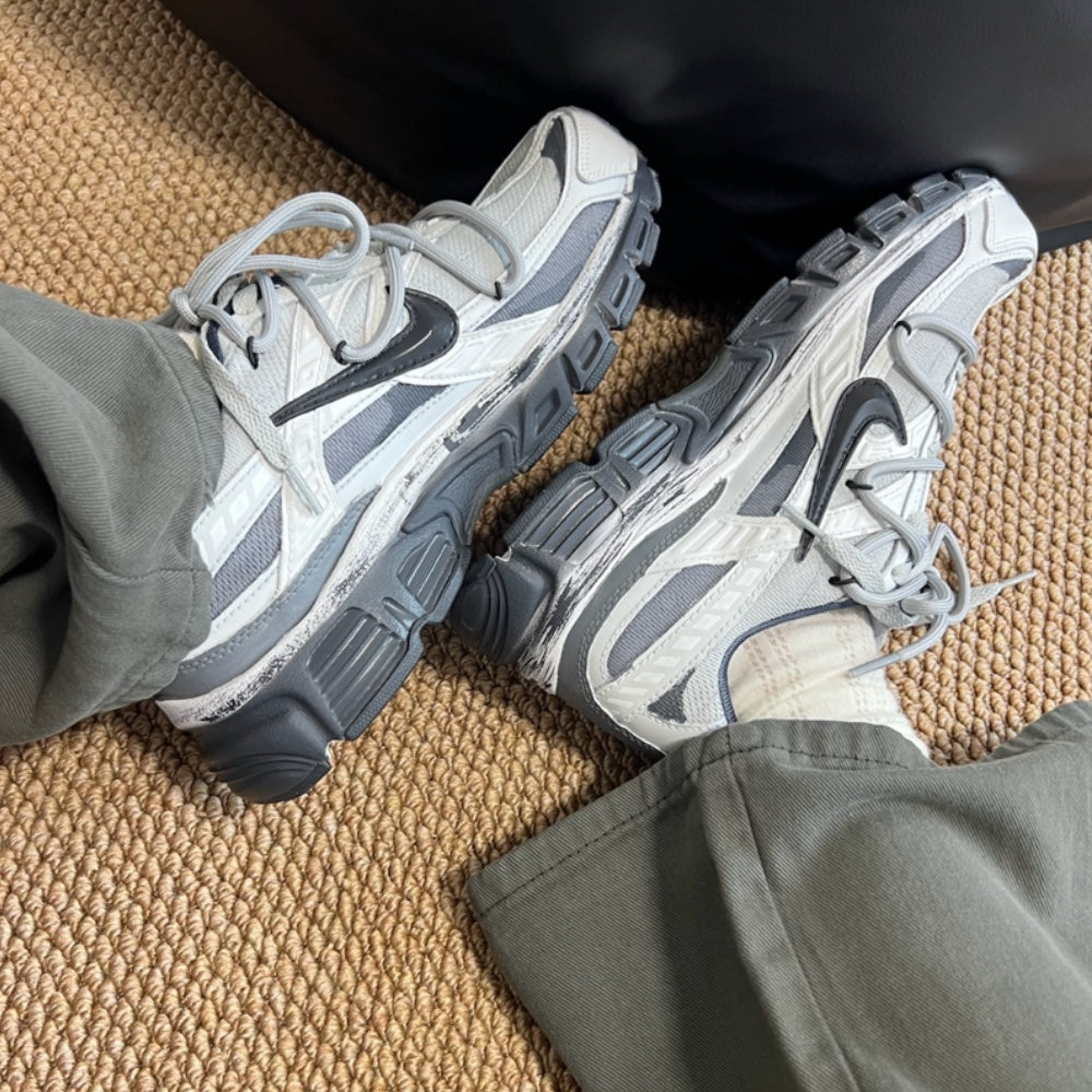 Nike Initiator Desolation