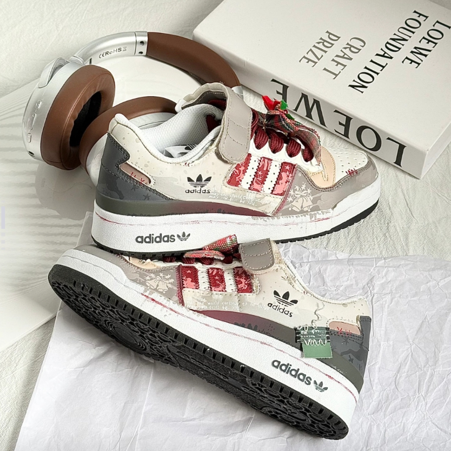 Adidas Christmas Street Corner