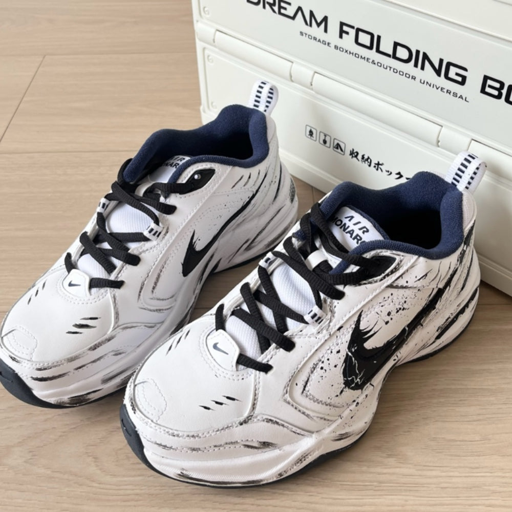 Nike Air Monarch 4 Black Lightning