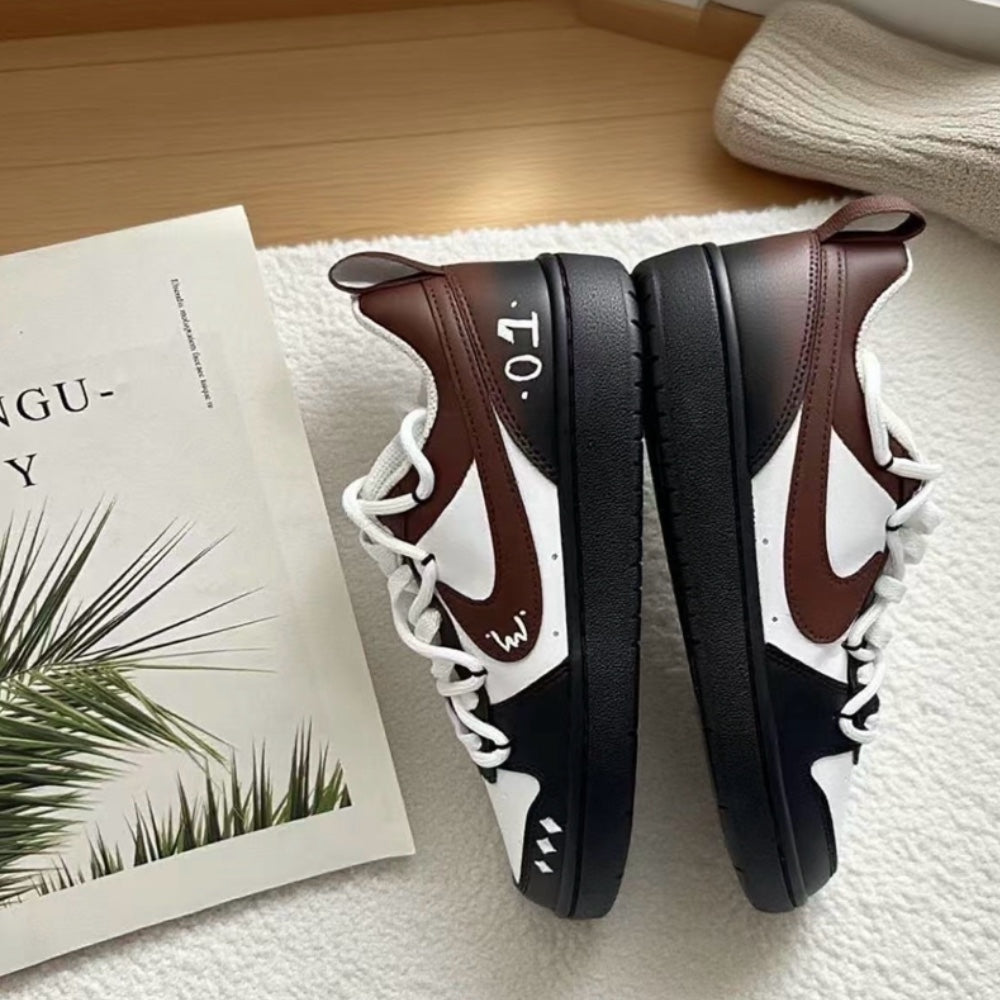 Nike Court Borough Poker Girl