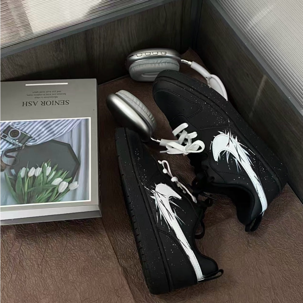 Nike Court Borough Gale